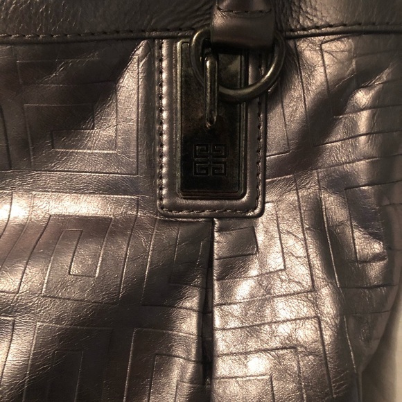 Givenchy handbag - Picture 2 of 12